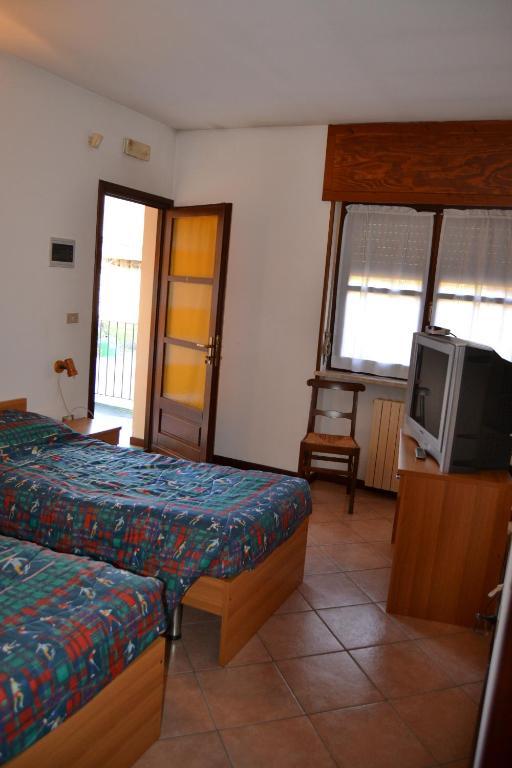 Bed and Breakfast Trattoria Vecchio Mulino Niella Tanaro Zimmer foto
